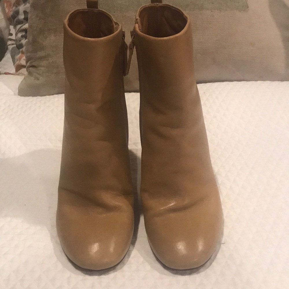 Tory Burch booties worn once - Picture 2 of 4